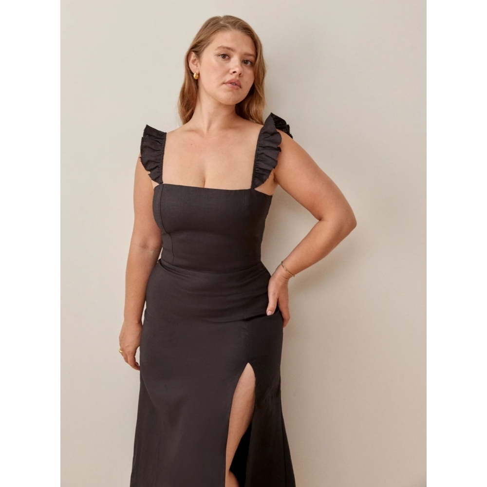 Reformation | Spaulding Linen Dress in Black Size 6